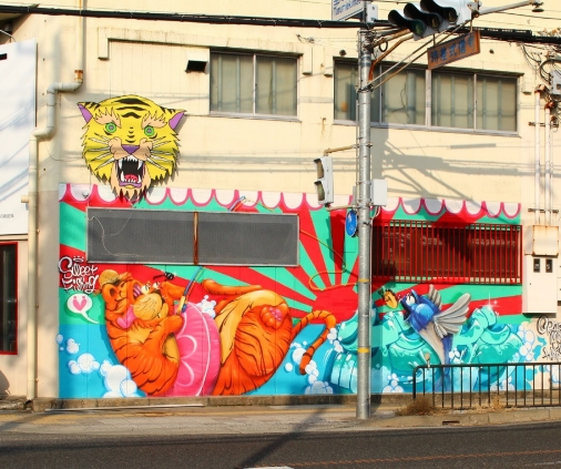 BOMBG　スプレーアート　ウォールアート